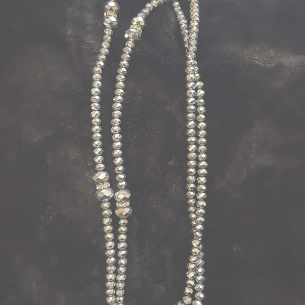 Gorgeous, extra long, silver bead, Blingy necklace! POW!
